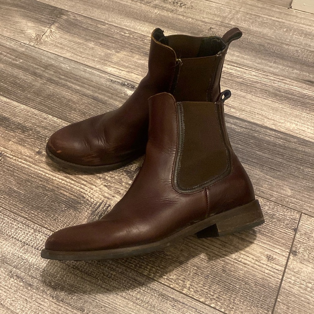 Brown Leather Chelsea boot